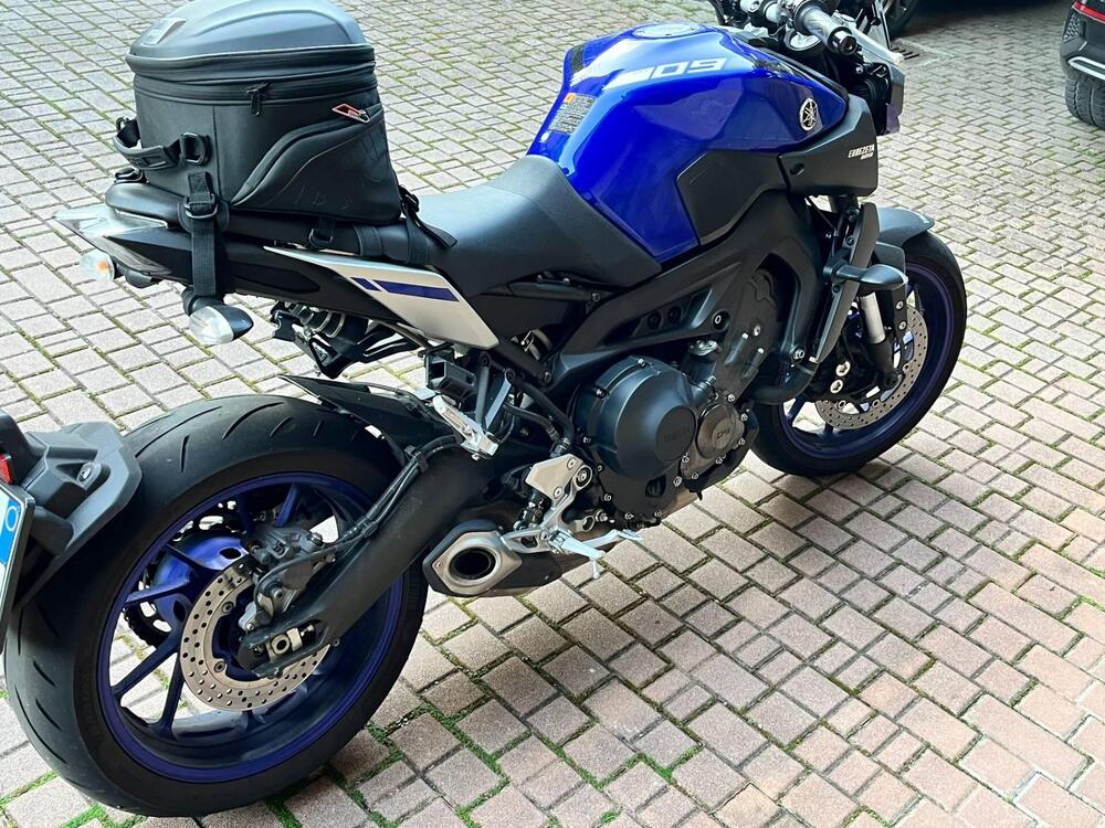 Yamaha MT-09 (2017 - 20) (3)