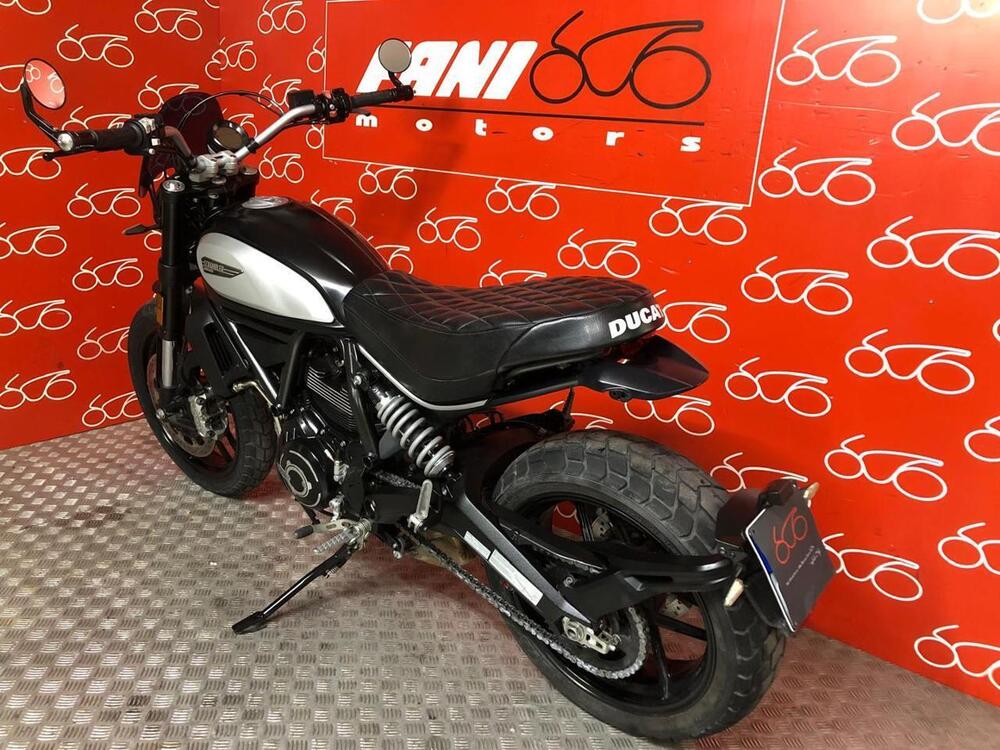 Ducati Scrambler 800 Icon (2021 - 22) (4)