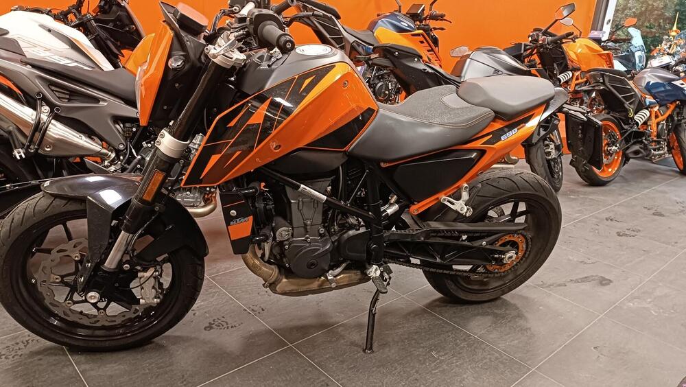 KTM 690 Duke (2016 - 19)