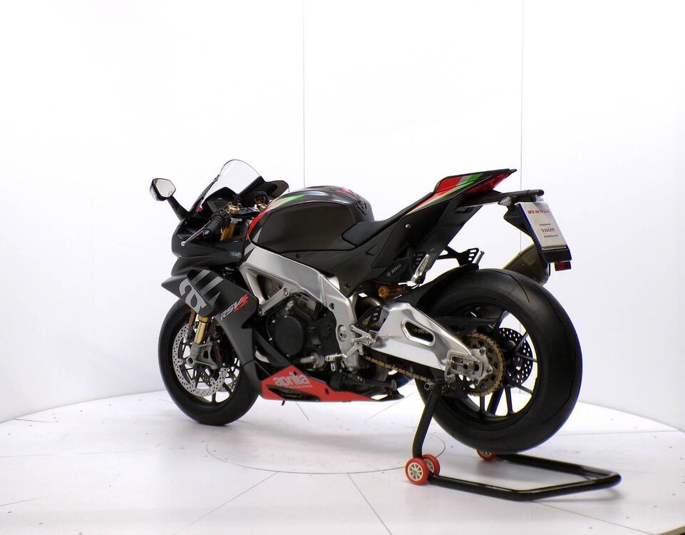 Aprilia RSV4 1100 Factory (2020) (5)