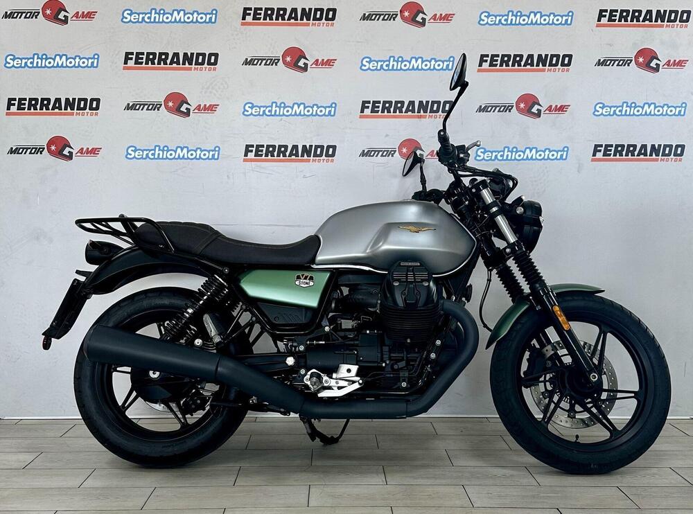 Moto Guzzi V7 Stone Centenario (2021 - 22)