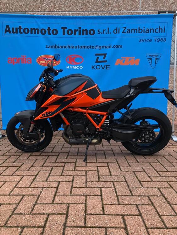 KTM 1290 Super Duke R (2022 - 23) (3)