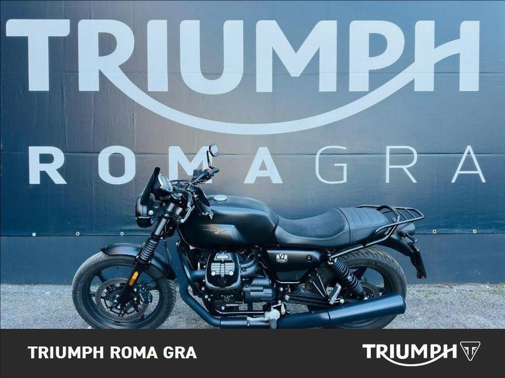 Moto Guzzi V7 Stone (2021 - 24) (2)