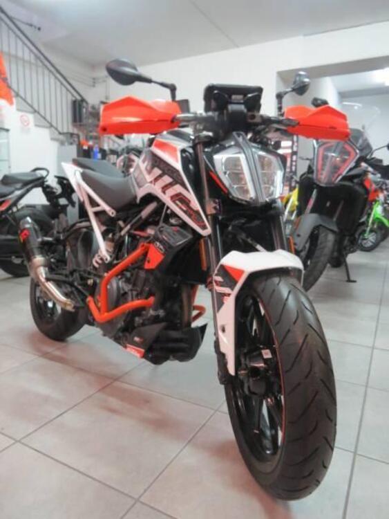 KTM 390 Duke (2021 - 23) (2)