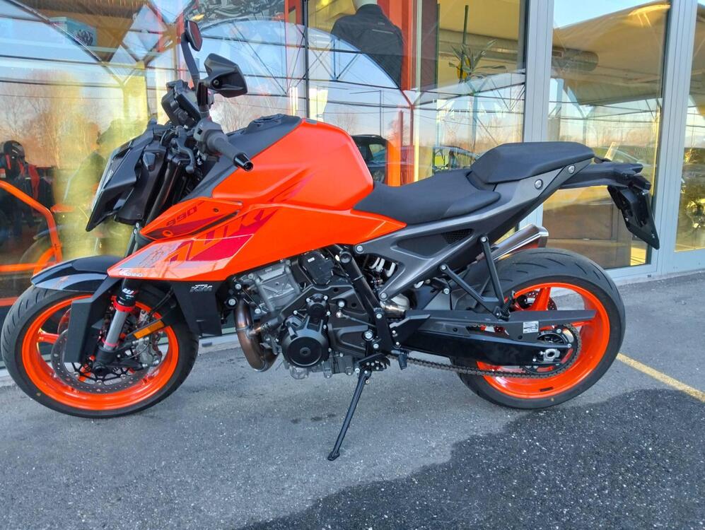 KTM 990 Duke (2024) (3)