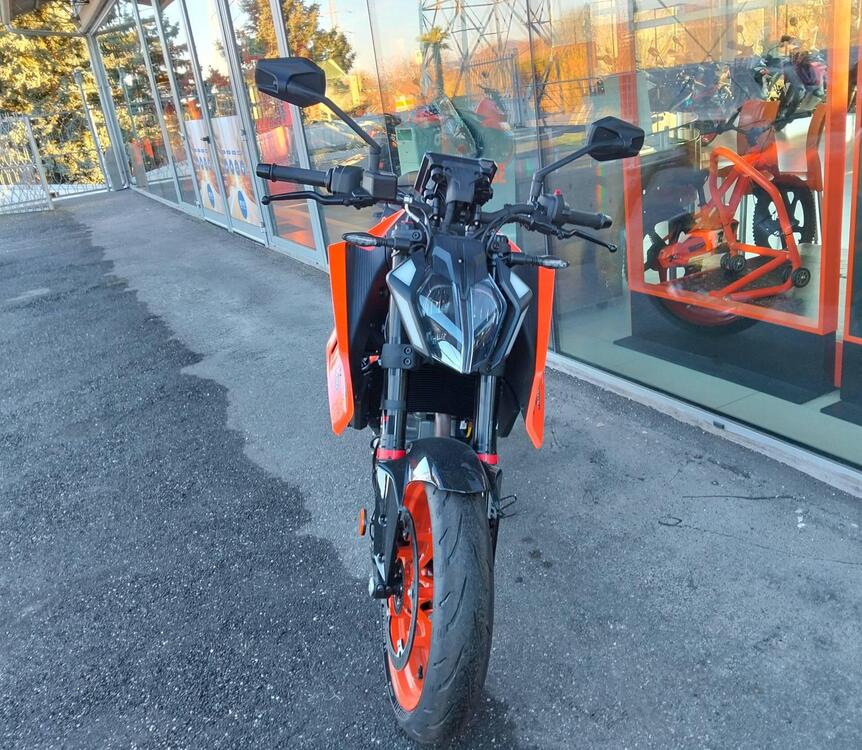 KTM 390 Duke (2024 - 25) (2)