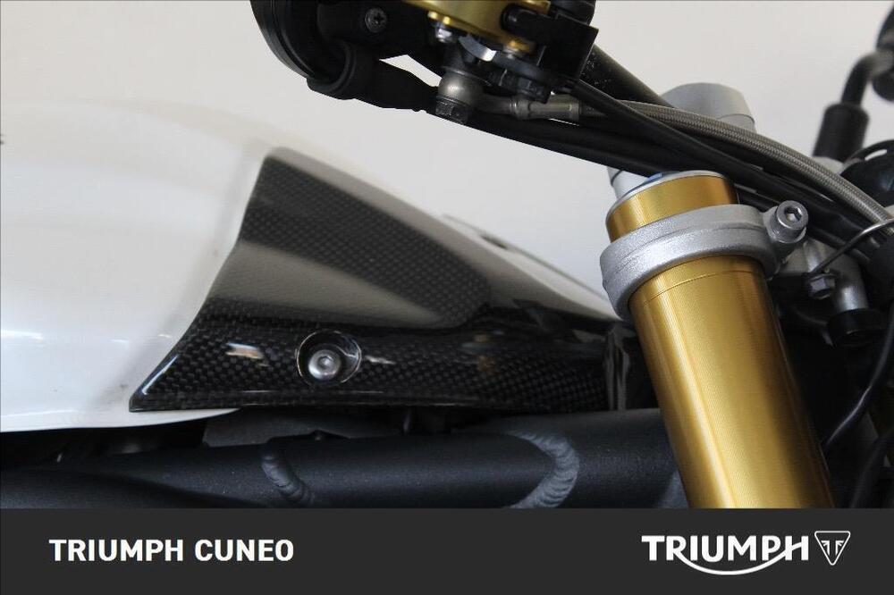 Triumph Speed Triple 1050 R ABS (2011 - 15) (4)