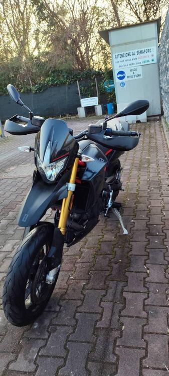 Aprilia Dorsoduro 900 (2017 - 20) (5)