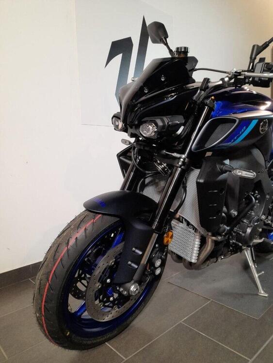 Yamaha MT-10 (2022 - 25) (2)