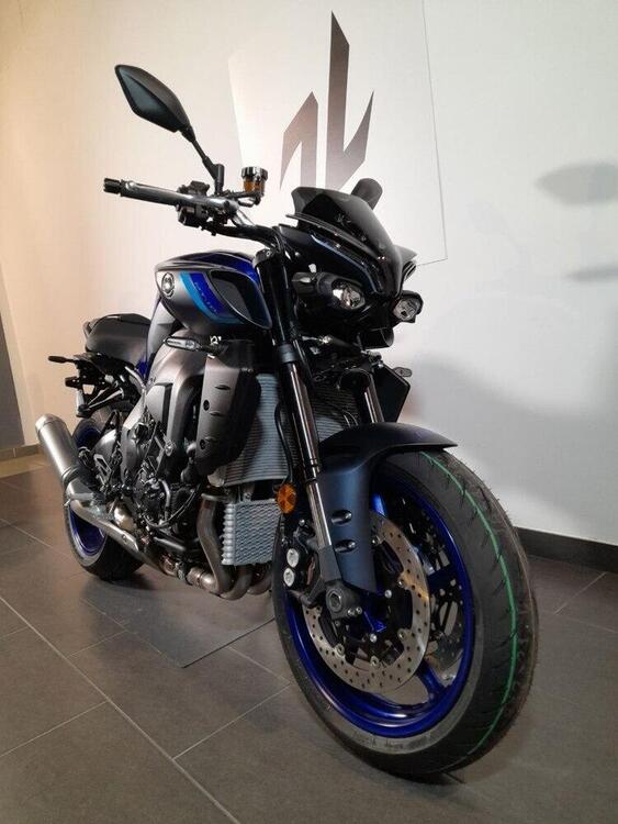 Yamaha MT-10 (2022 - 25) (5)