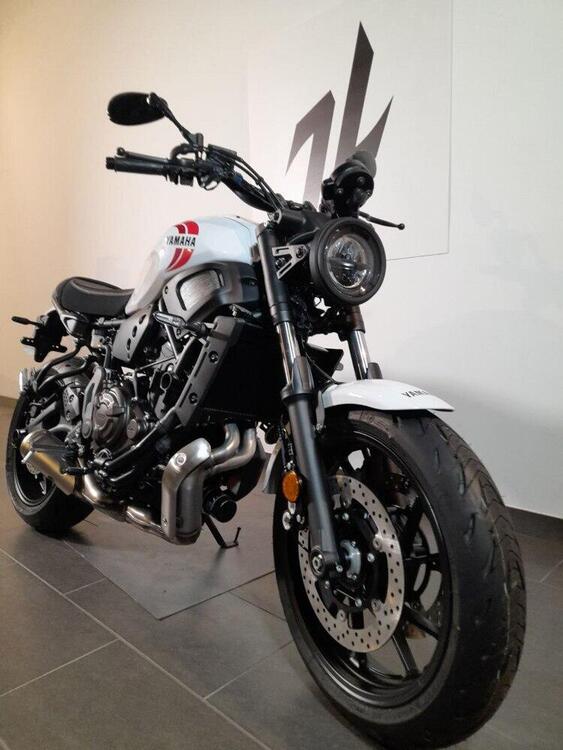 Yamaha XSR 700 (2022 - 24) (2)