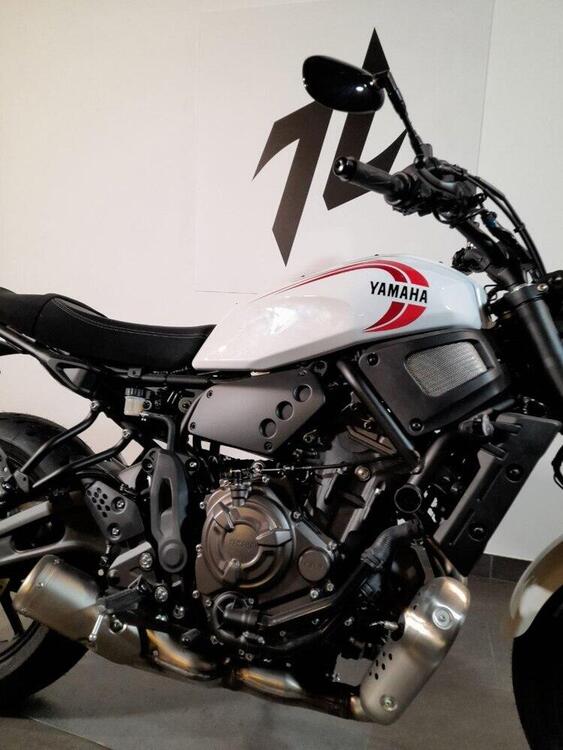 Yamaha XSR 700 (2022 - 24) (4)