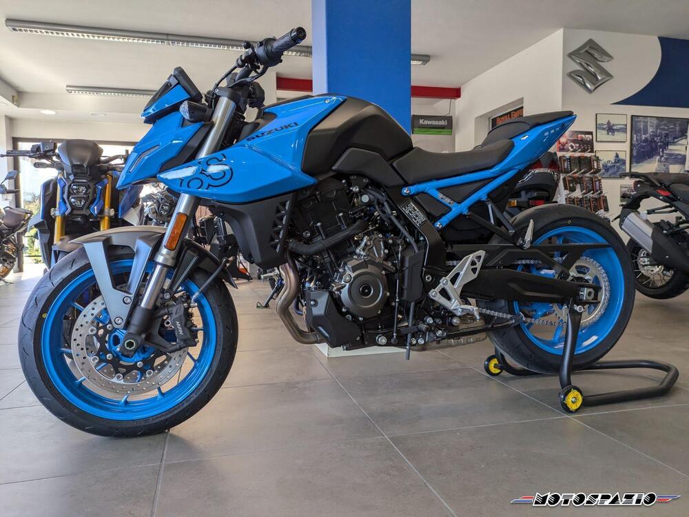 Suzuki GSX-8S (2023 - 24)