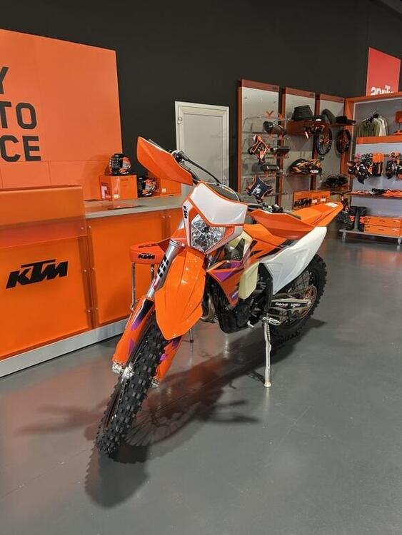 KTM 350 EXC-F (2024) (2)