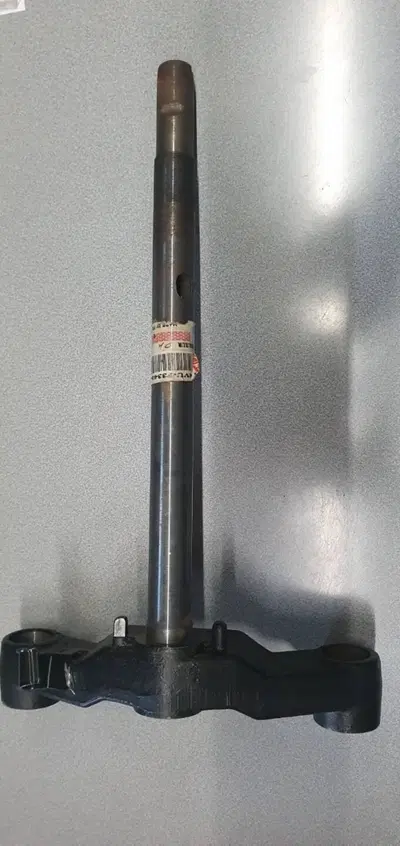 4VUF33400000 PIASTRA FORCELLA ORIGINALE YAMAHA MB