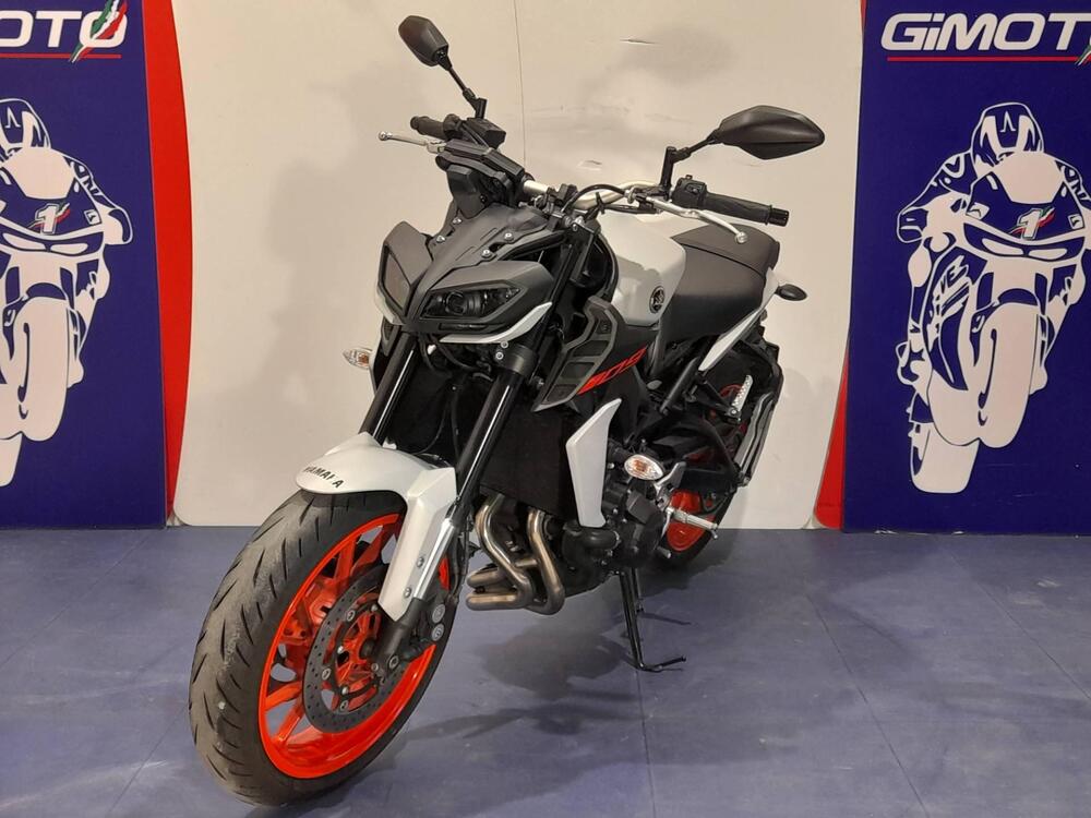 Yamaha MT-09 (2017 - 20) (5)