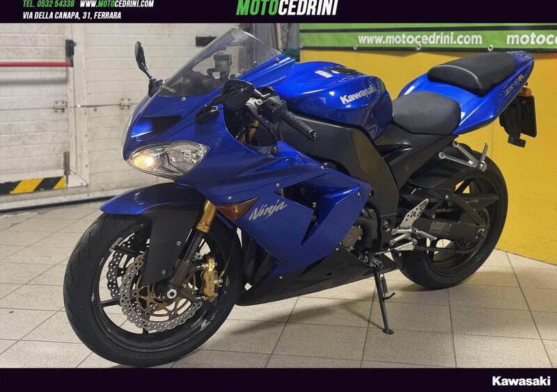 Vendo Kawasaki Ninja 1000 ZX 10R 2004 05 usata a Ferrara codice 9603888 Moto