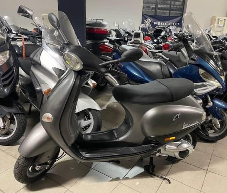 Vespa 150 ET4 (1999 - 01)