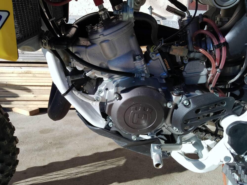 Husqvarna WR 125 (2010 - 11) (5)