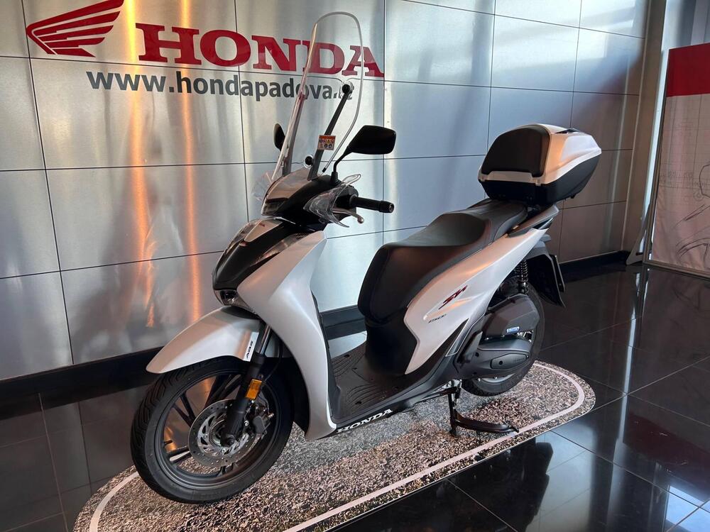 Honda SH 150i Sport (2022 - 24) (5)