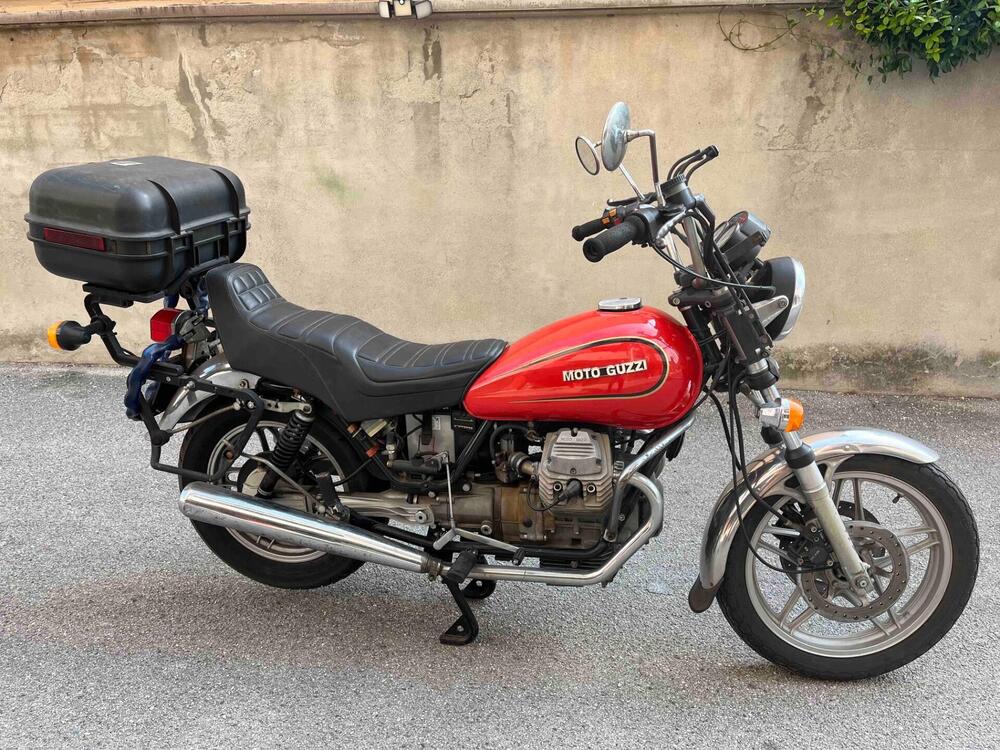 Moto Guzzi V35 C