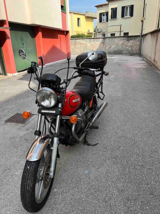 Moto Guzzi V35 C (2)