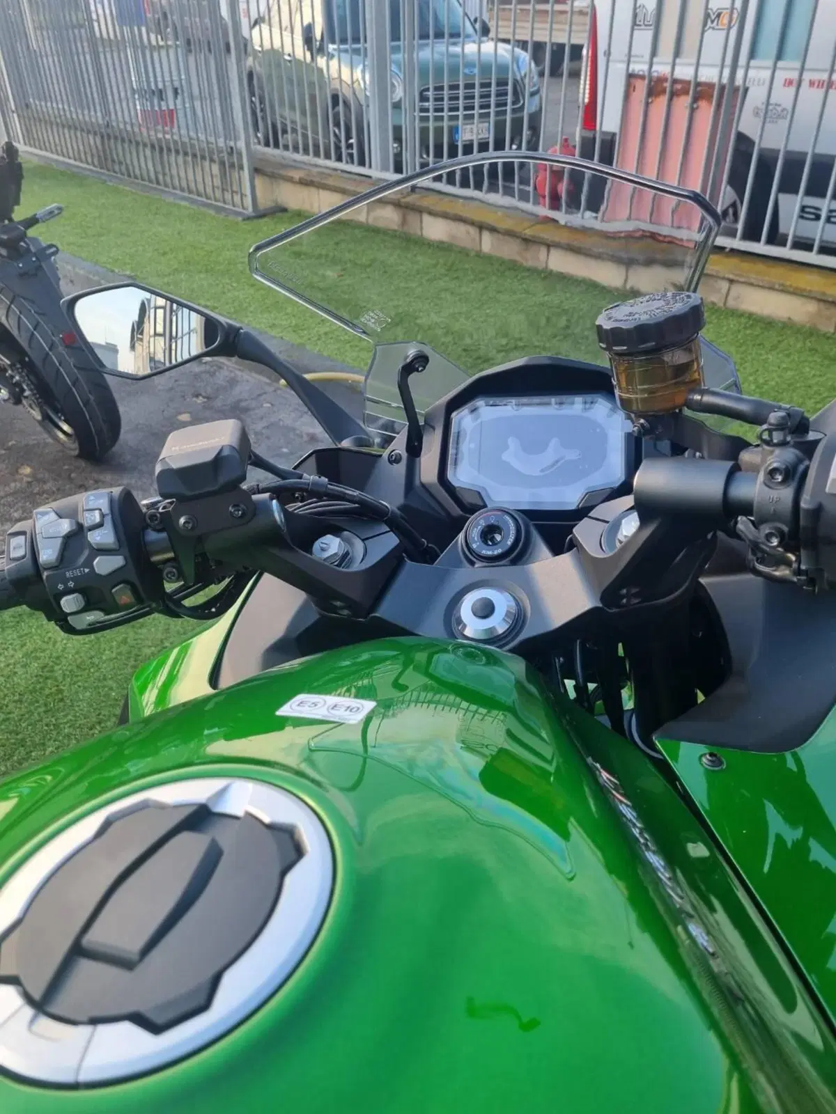 Kawasaki Ninja 1100 SX SE (2025 - 26)