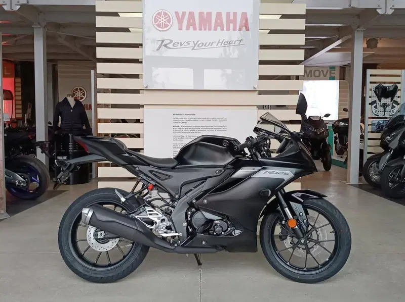 Yamaha YZF R125 (2023 - 26)