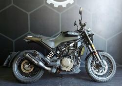 Husqvarna Svartpilen 401 (2021 - 23) usata