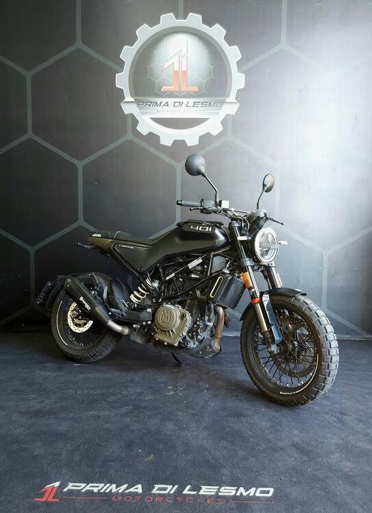 Husqvarna Svartpilen 401 (2021 - 23) (4)