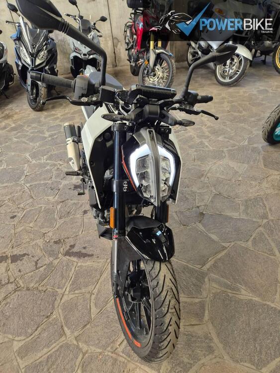 KTM 390 Duke (2021 - 23) (4)