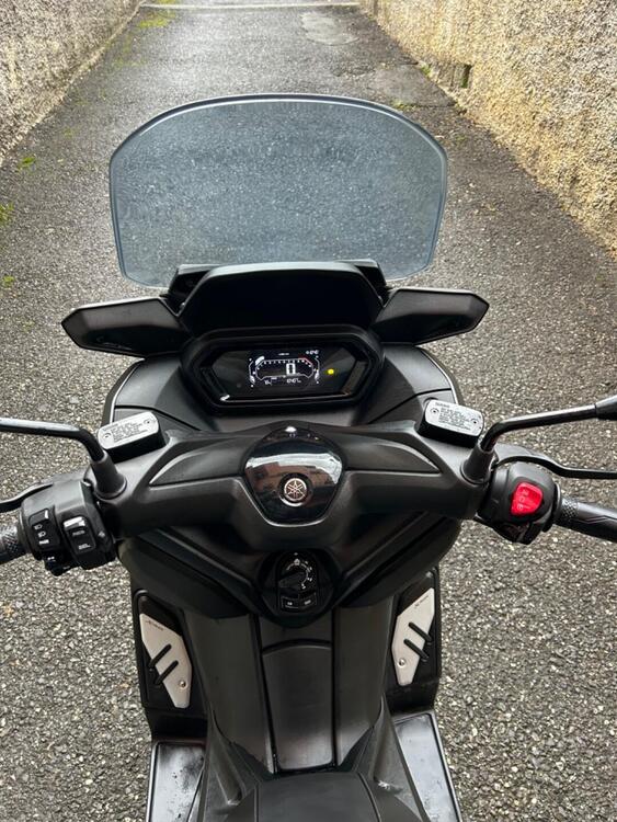 Yamaha X-Max 300 (2021 - 24)