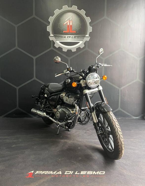 Royal Enfield Super Meteor 650 (2023 - 24) (2)