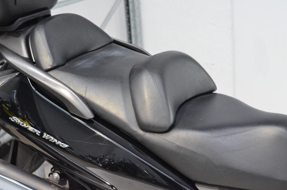 Honda Silver Wing 400 (2006 - 09) (3)