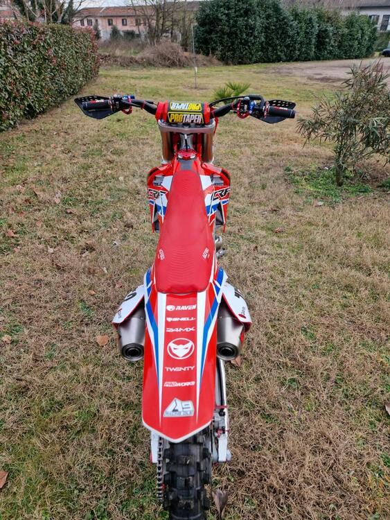 Honda CRF 250 R (2017) (4)