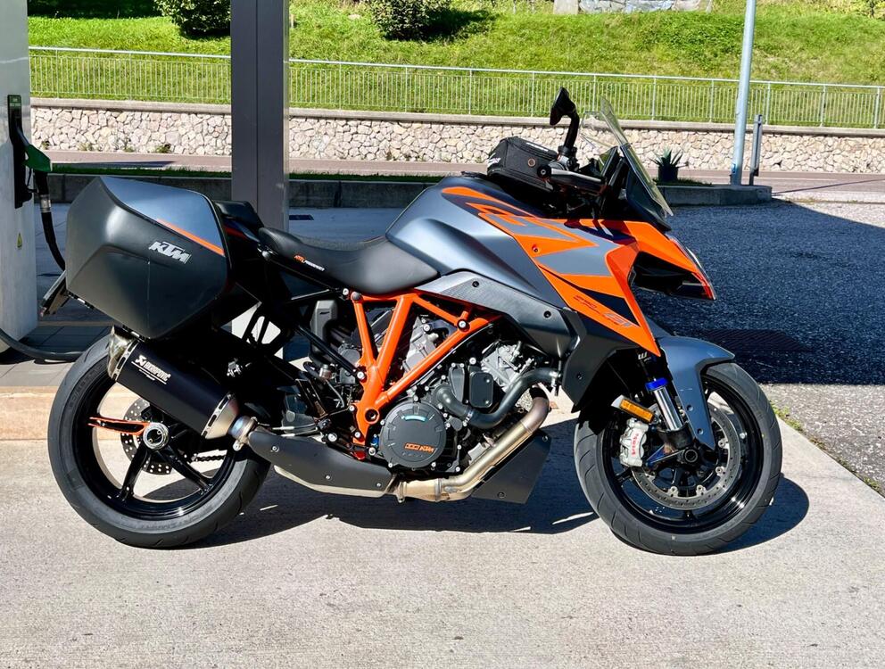 KTM 1290 Super Duke GT (2022 - 24)