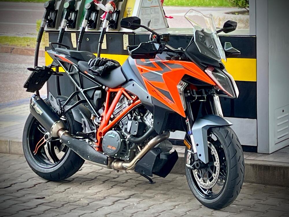 KTM 1290 Super Duke GT (2022 - 24) (3)