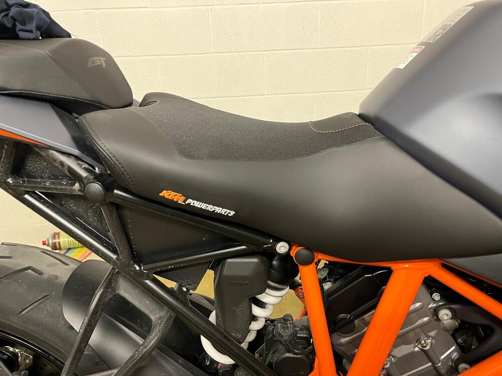 KTM 1290 Super Duke GT (2022 - 24) (5)