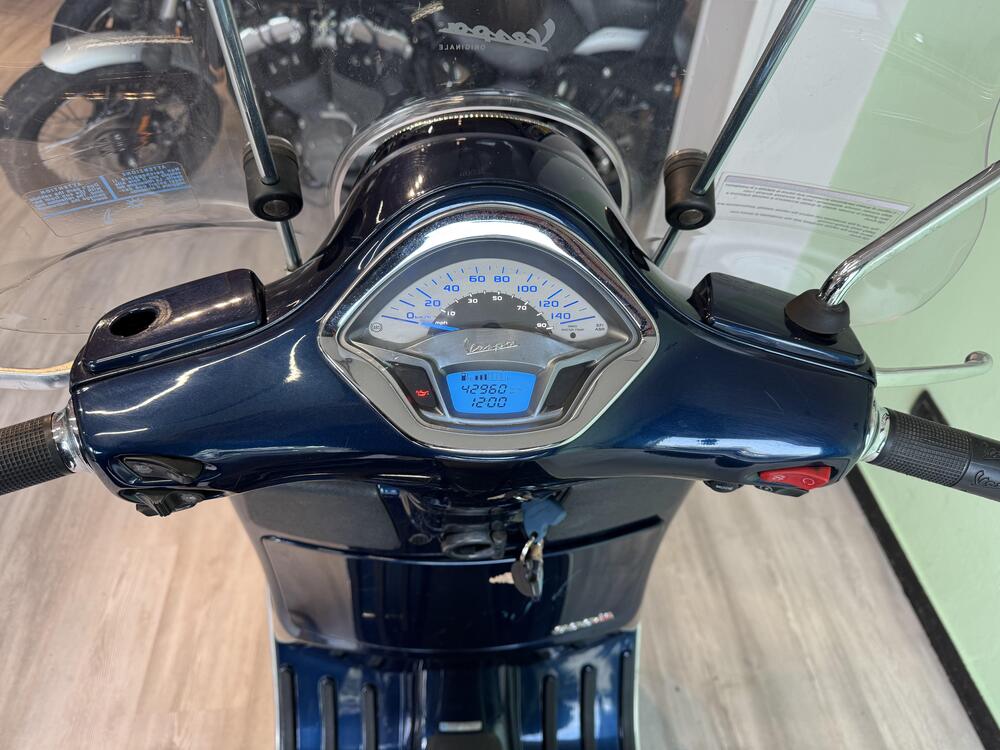 Vespa GTS 300 ABS (2014 - 16) (3)