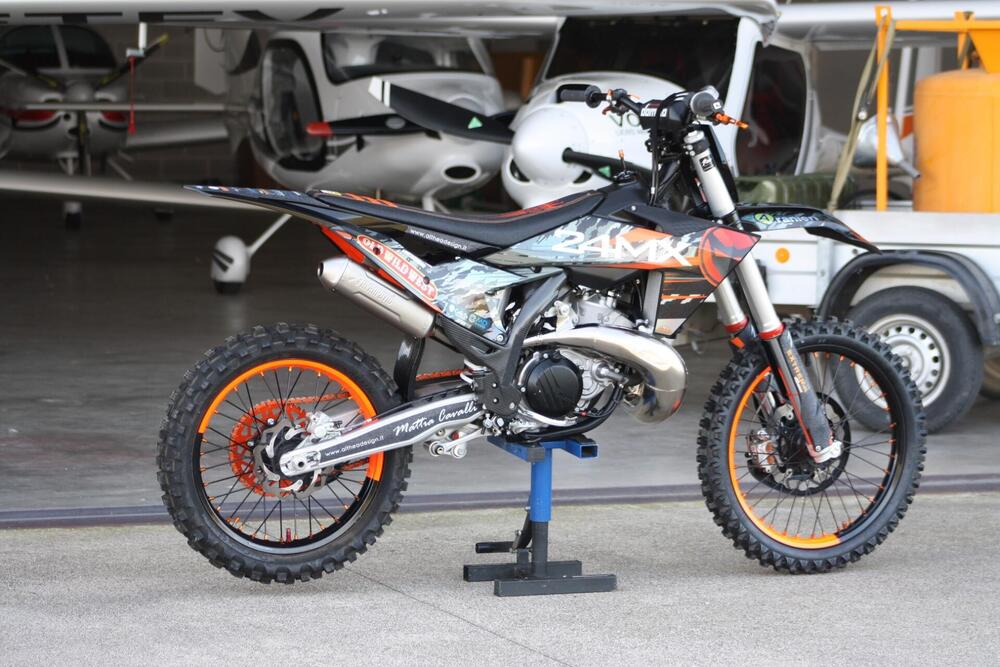 KTM 250 SX (2023) (3)