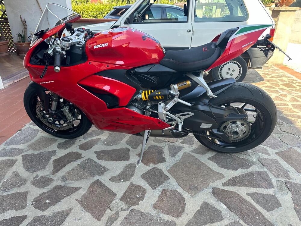 Vendo Ducati Panigale V2 (2021 - 24) usata a Bientina (codice 9604313 ...