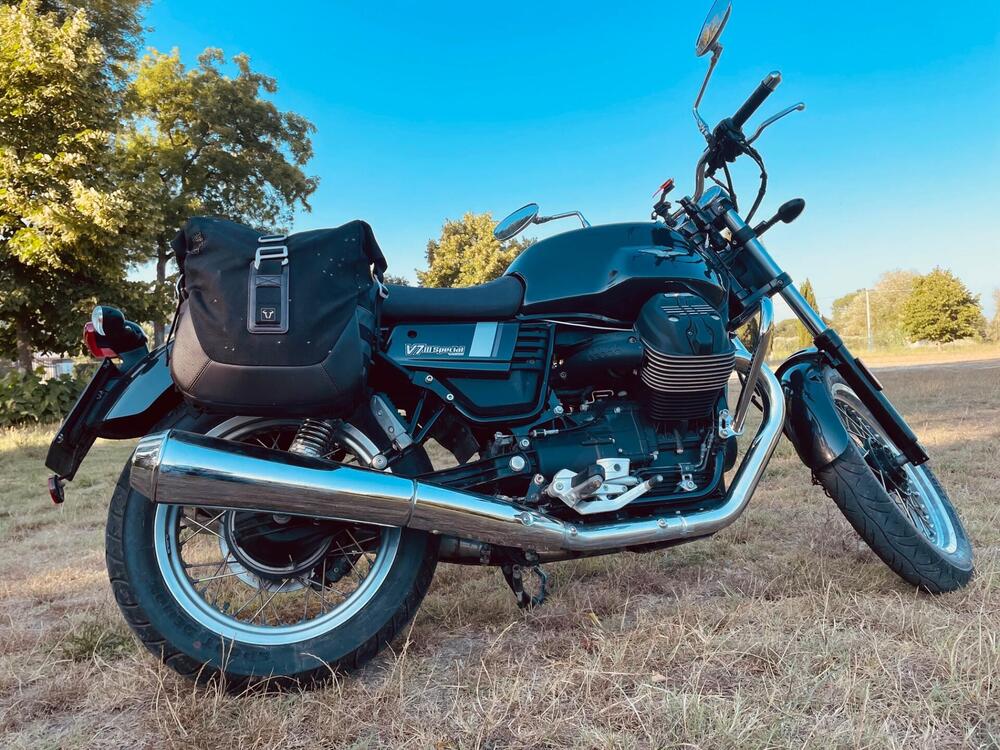 Moto Guzzi V7 III Special (2017 - 20) (3)