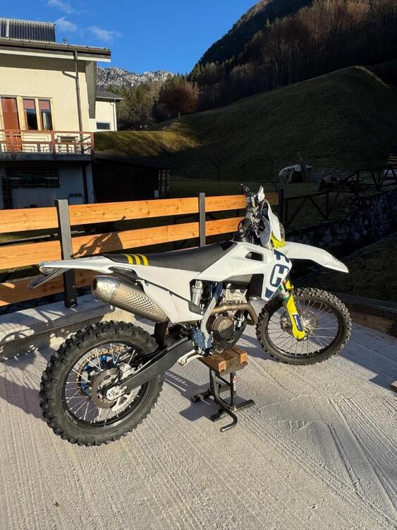 Husqvarna FE 250 (2021) (4)