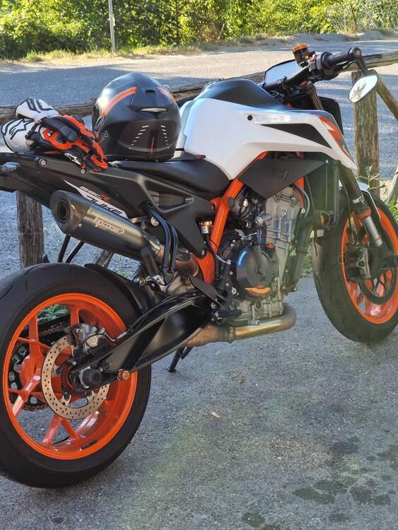 KTM 890 Duke R (2020) (2)