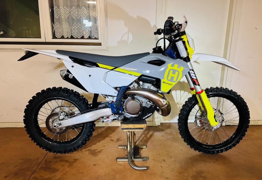 Husqvarna TE 250 Heritage (2023)