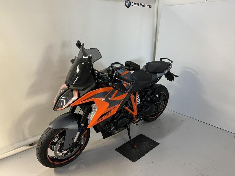 KTM 1290 Super Duke GT (2022 - 24) (3)