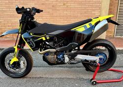 Husqvarna 701 Supermoto (2023 - 24) usata