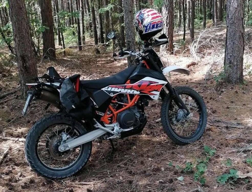 KTM 690 Enduro R (2012 - 17) (2)