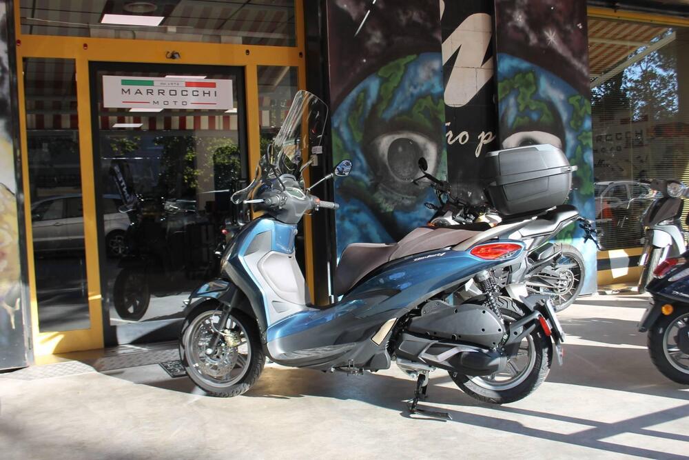 Piaggio Beverly 300 Hpe (2021)