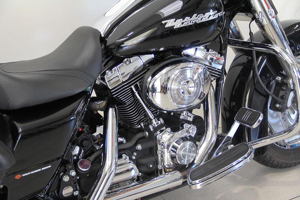 Harley-Davidson 1450 Road King Custom (2005 - 06) - FLHRS (5)